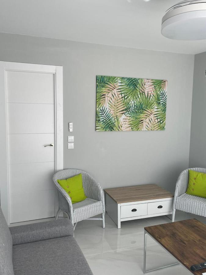 Seafront Recently Renovated Apartments Benalmadena Exterior photo
