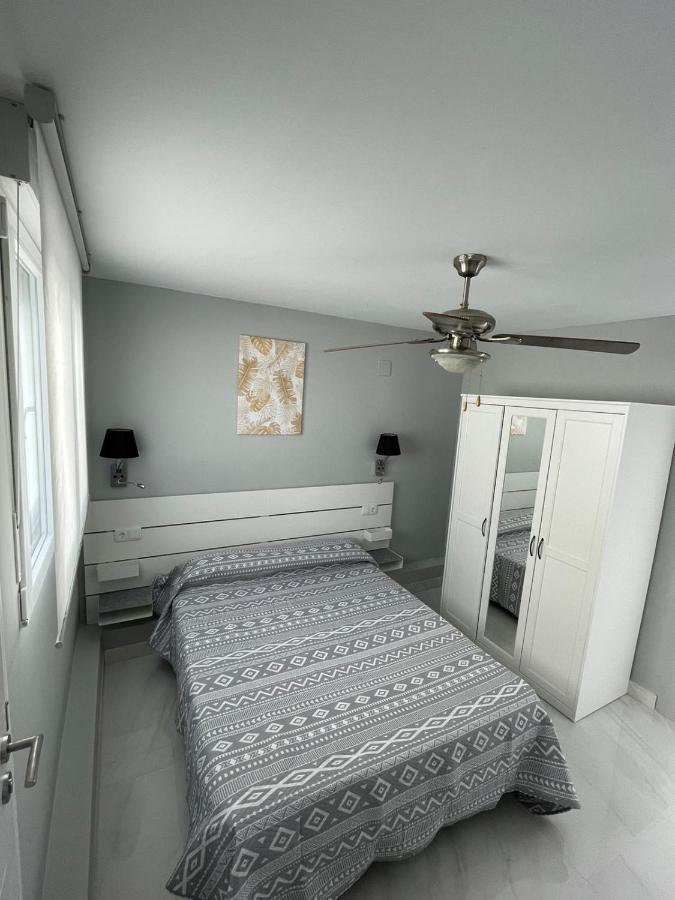 Seafront Recently Renovated Apartments Benalmadena Exterior photo